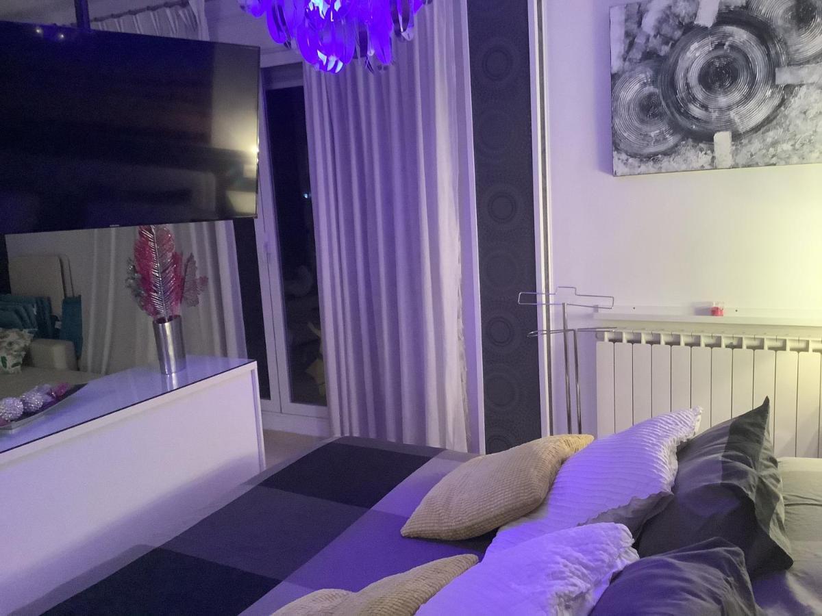 Atico Rilque, Apartamentos Independientes Con Jacuzzi Privado Y Terraza En روندا المظهر الخارجي الصورة
