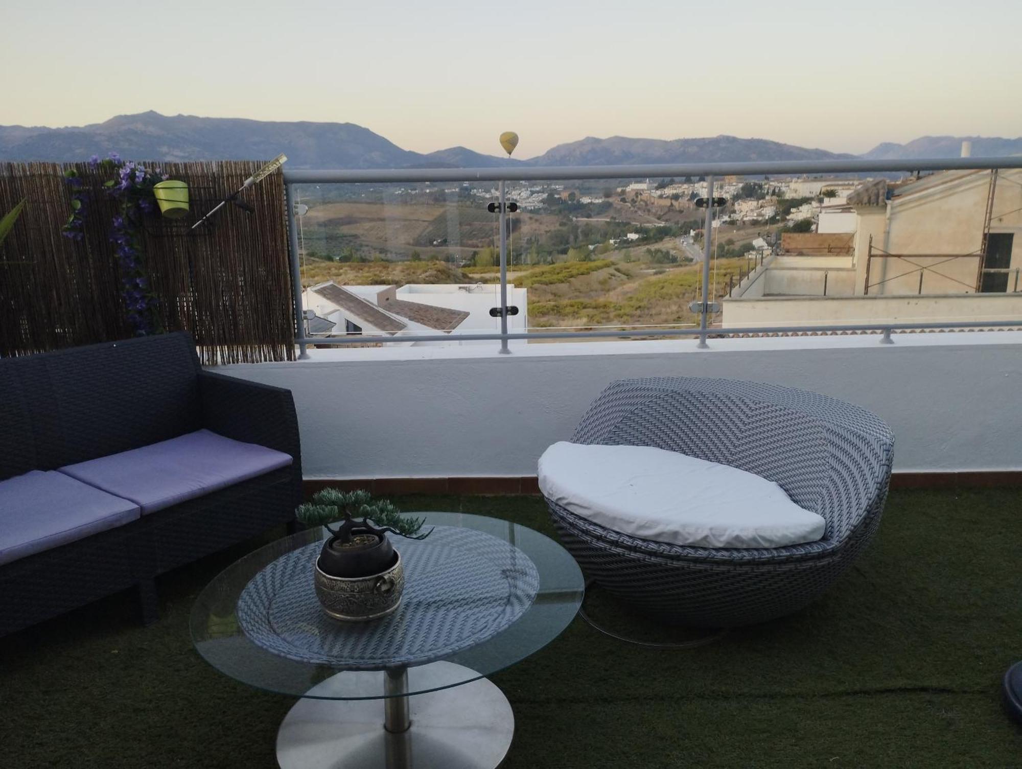 Atico Rilque, Apartamentos Independientes Con Jacuzzi Privado Y Terraza En روندا المظهر الخارجي الصورة