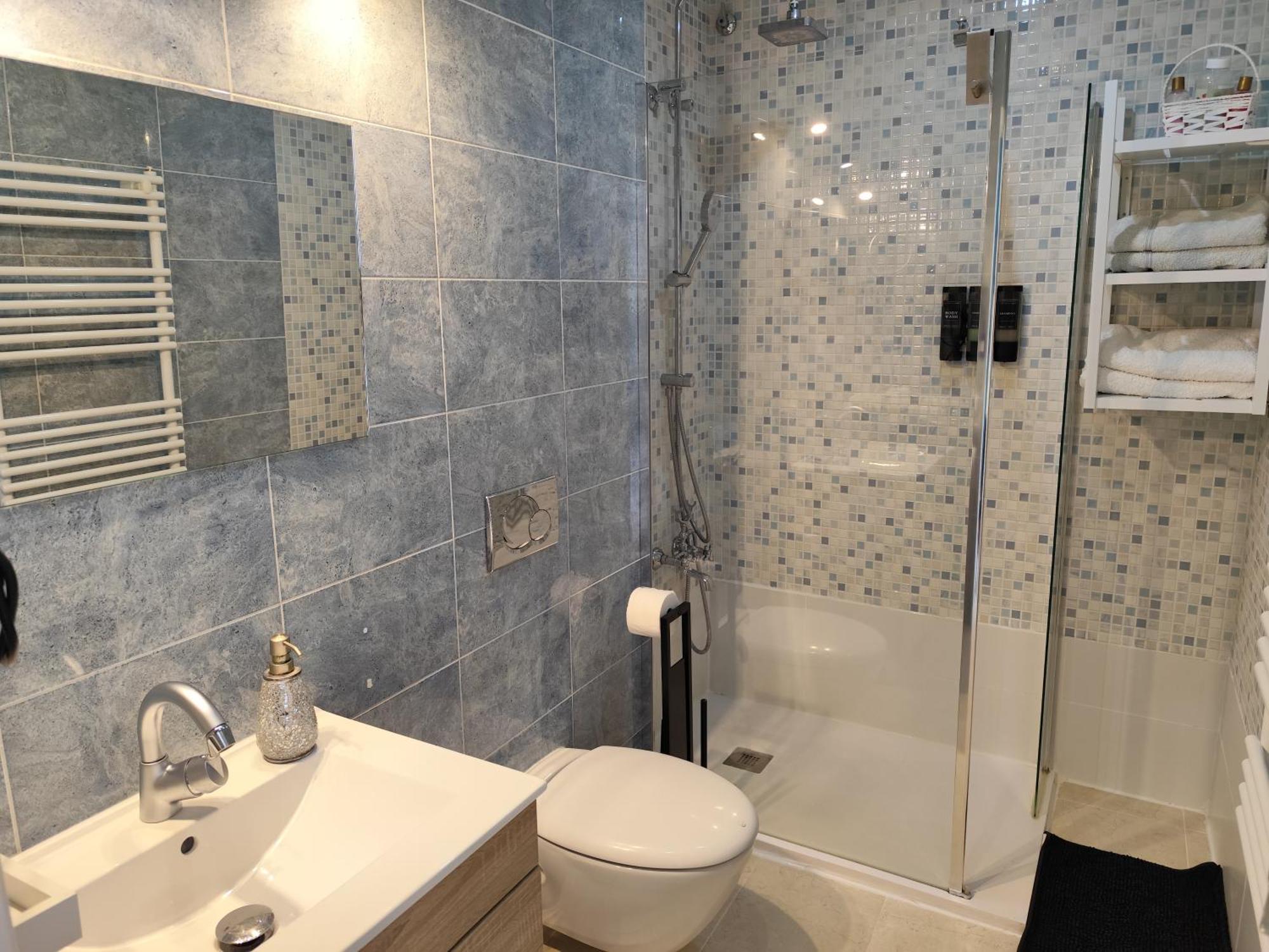 Atico Rilque, Apartamentos Independientes Con Jacuzzi Privado Y Terraza En روندا المظهر الخارجي الصورة