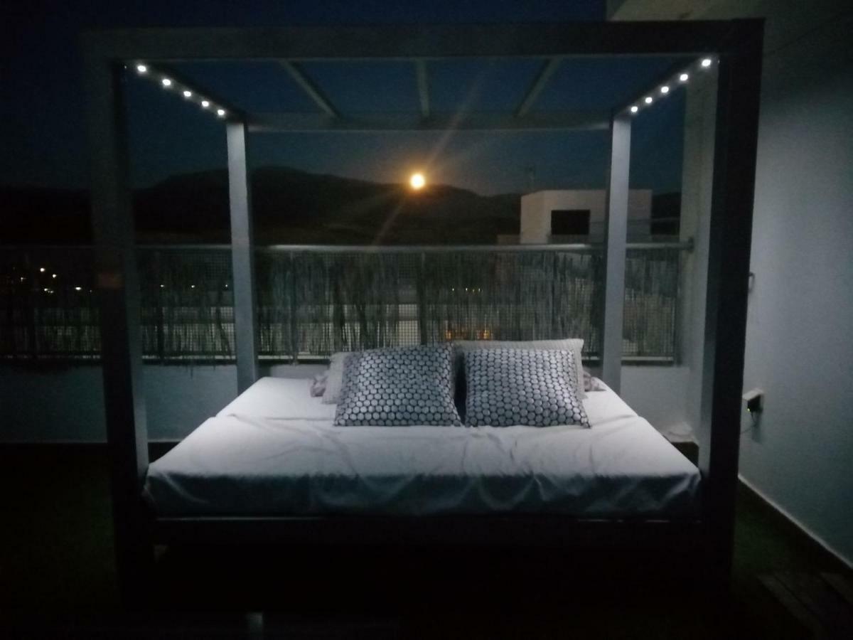 Atico Rilque, Apartamentos Independientes Con Jacuzzi Privado Y Terraza En روندا الغرفة الصورة